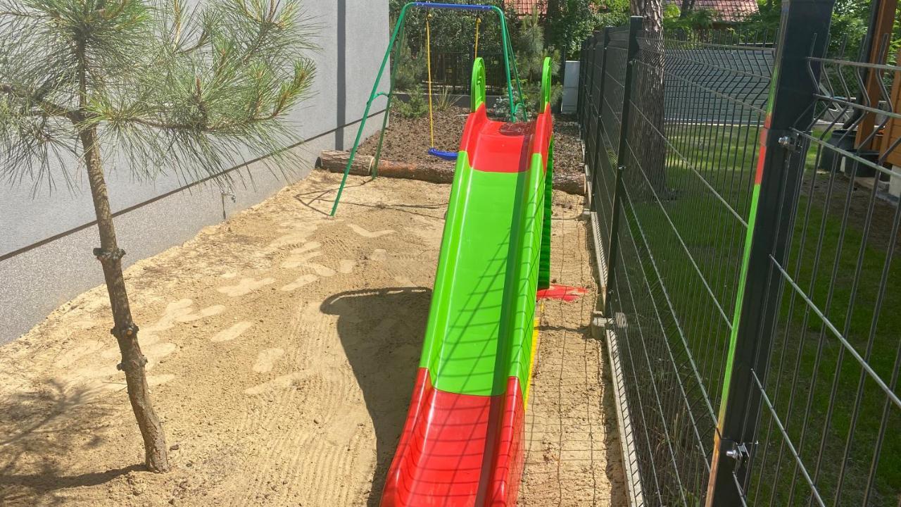 הוילה בוז'קובו Grey House מראה חיצוני תמונה
