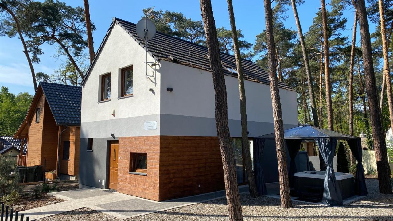 הוילה בוז'קובו Grey House מראה חיצוני תמונה