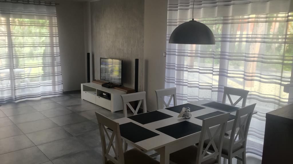 הוילה בוז'קובו Grey House מראה חיצוני תמונה