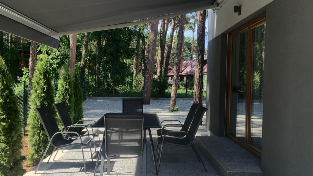 הוילה בוז'קובו Grey House מראה חיצוני תמונה